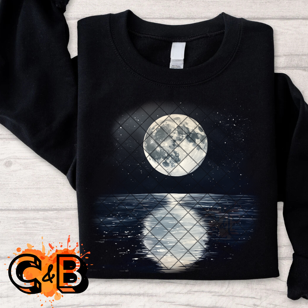 Moon off the ocean PNG