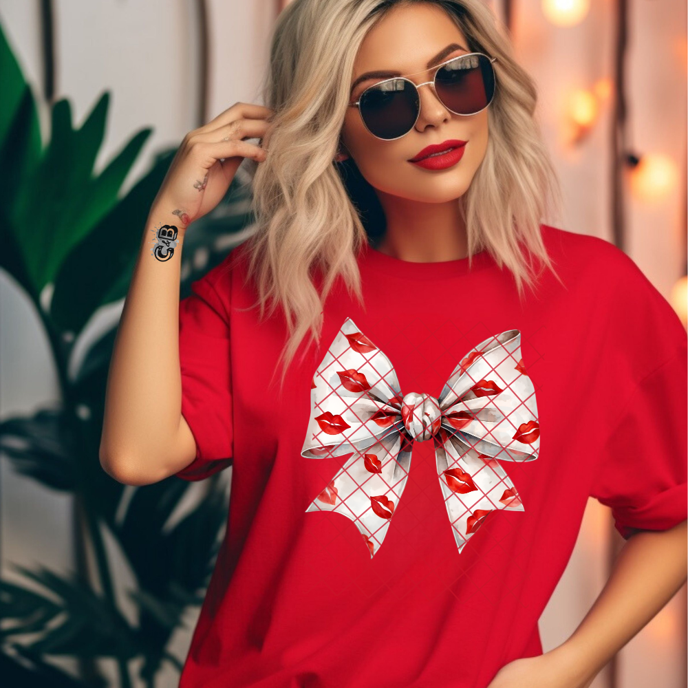 Bow With Lips PNG