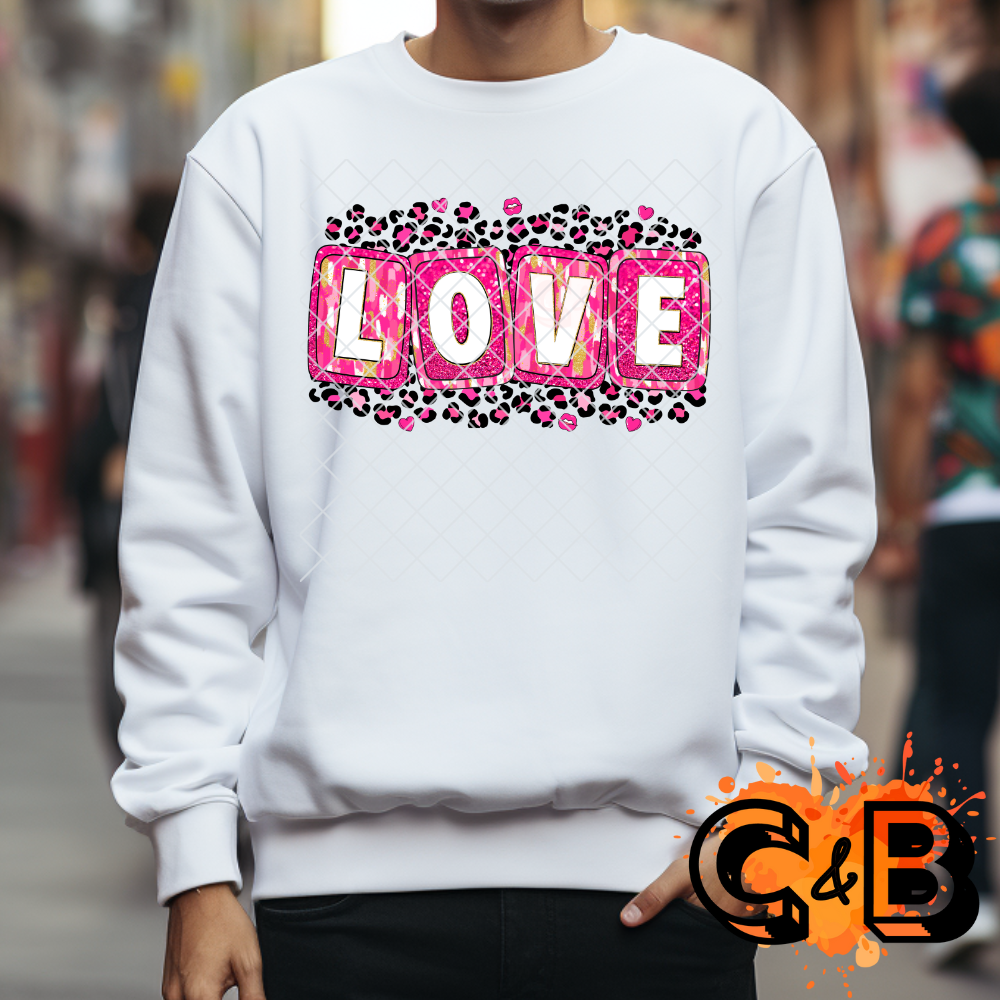 Pink cheetah print love PNG