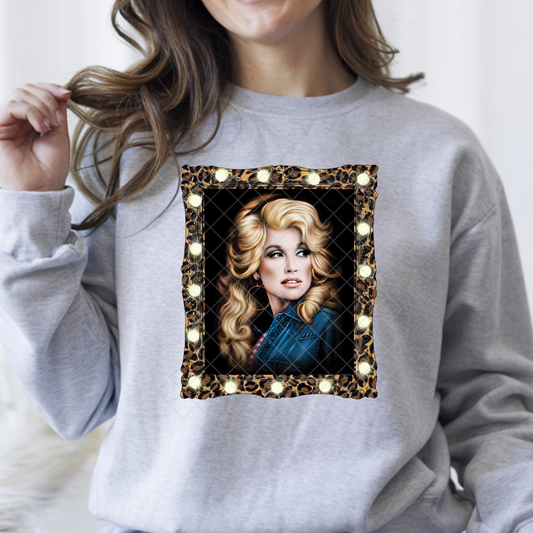 Portrait Dolly Parton - Premium Graphic Trendy T-Shirt for Casual Wear