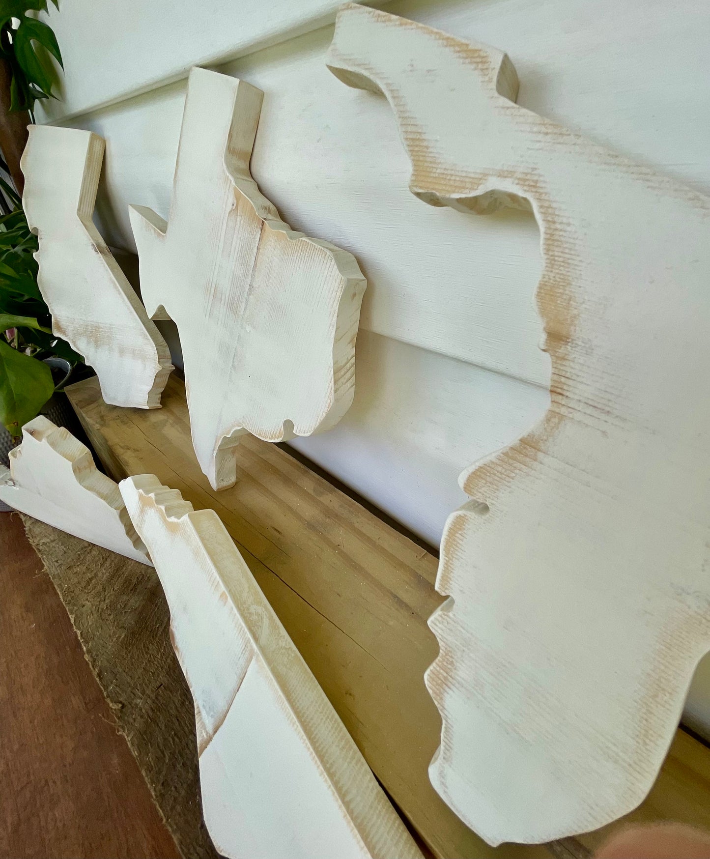 Wooden State Cut Outs-Customizable Home Decor