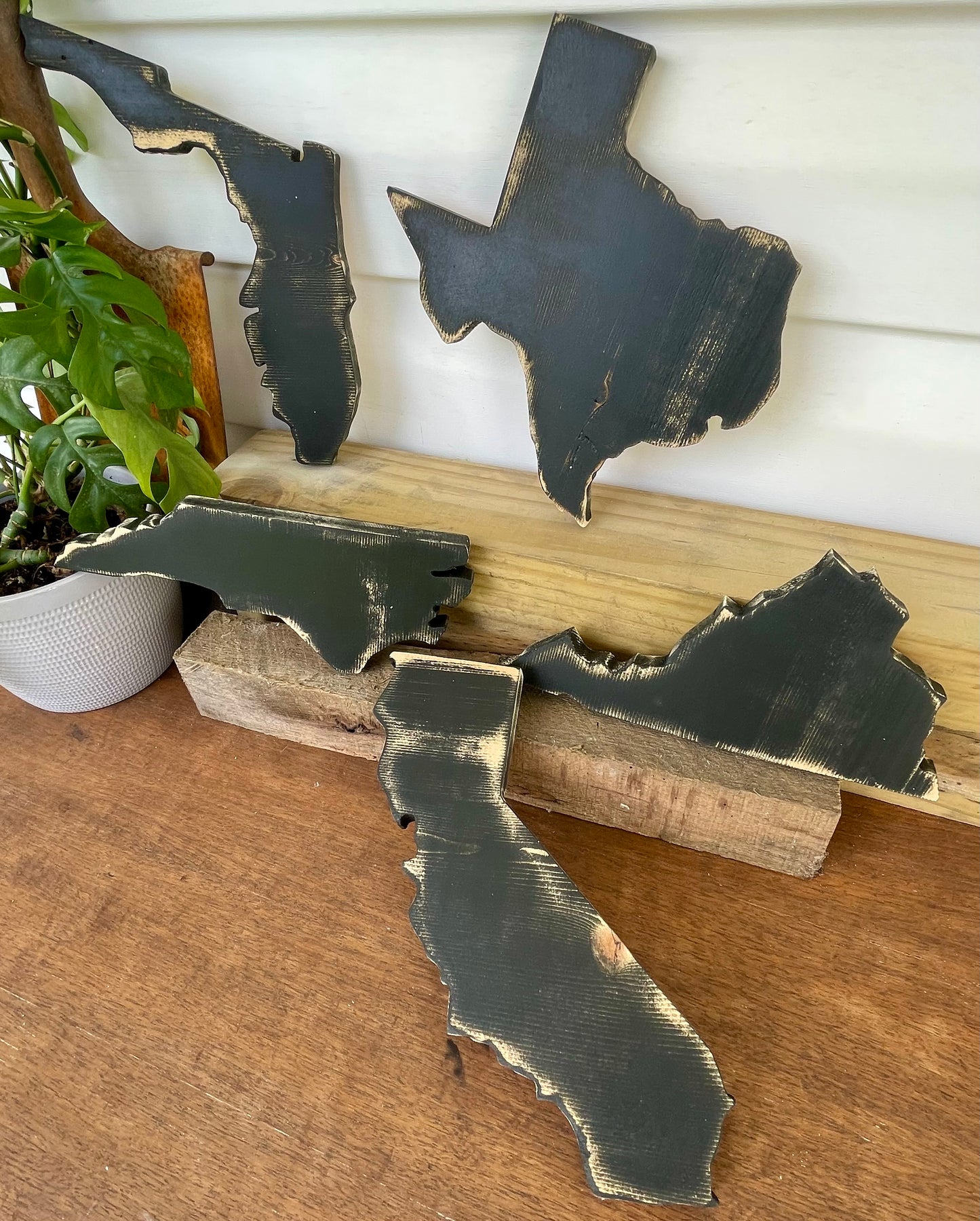 Wooden State Cut Outs-Customizable Home Decor